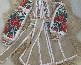 Linen tunic, hand embroidery, vyshyvanka, vyshyvanka style, ukrainian ethno style, ethno blouse, blouse with embroidery. size m-l