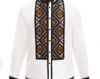 White linen embroidered Shirt Ukrainian Vyshyvanka Men's shirt,Traditional Ukrainian shirts Gift for Him.size M