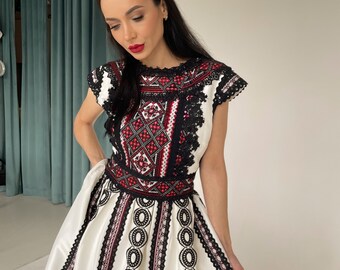 Unique vyshyvanka, embroidered dress, Ukrainian vyshyvanka, hand embroidery, Ukrainian style, prom midi dress, ethnic dress size l - xl