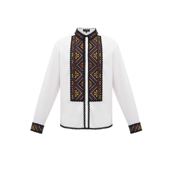 White linen embroidered Shirt Ukrainian Vyshyvanka Men's shirt, Gift for Christmas,Traditional Ukrainian shirts Gift for Him