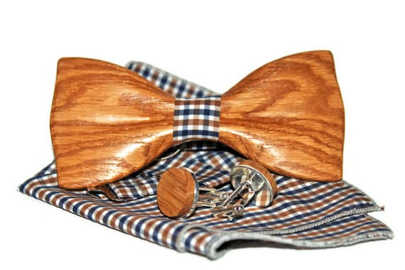 Mens wooden bow tie with pocket square Wood bow tie and cufflinks. Wooden Cufflinks