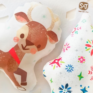 Linen Reindeer Plush Rattle: Organic Christmas Pillow Toy