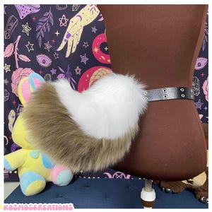 Kunstpelz Fursuit Tail: Weiß & Kakao Nub, Cosplay Accessoire
