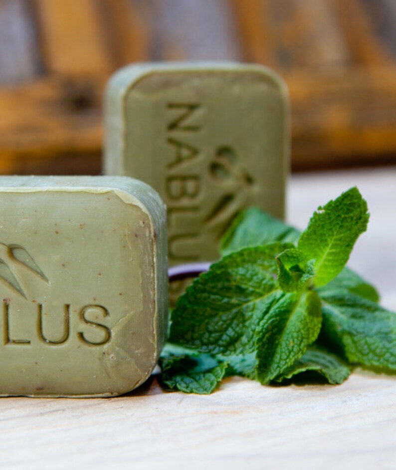 Iway soap. Оливковое мыло. Polygonum Soap мыло. Nabulsi мыло. Мыло баннер.