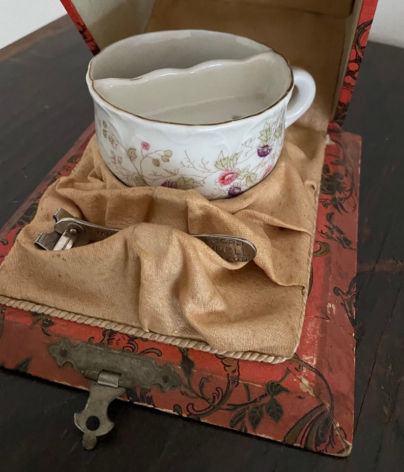Vintage Victorian Box Shaving Mug and Razor Box Paper Box Fabric Inside ...