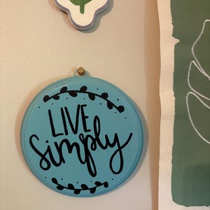 live simply blue hanging plaque
