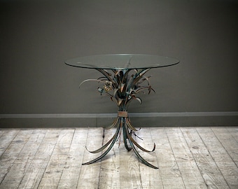 VENDU - Table basse Coco Chanel par Hans Kogl, années 1970