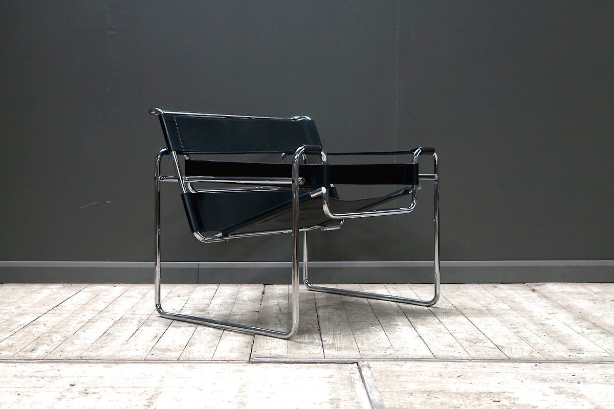 Een Wassily stoel ontworpen door Marcel Breuer en - Etsy Nederland