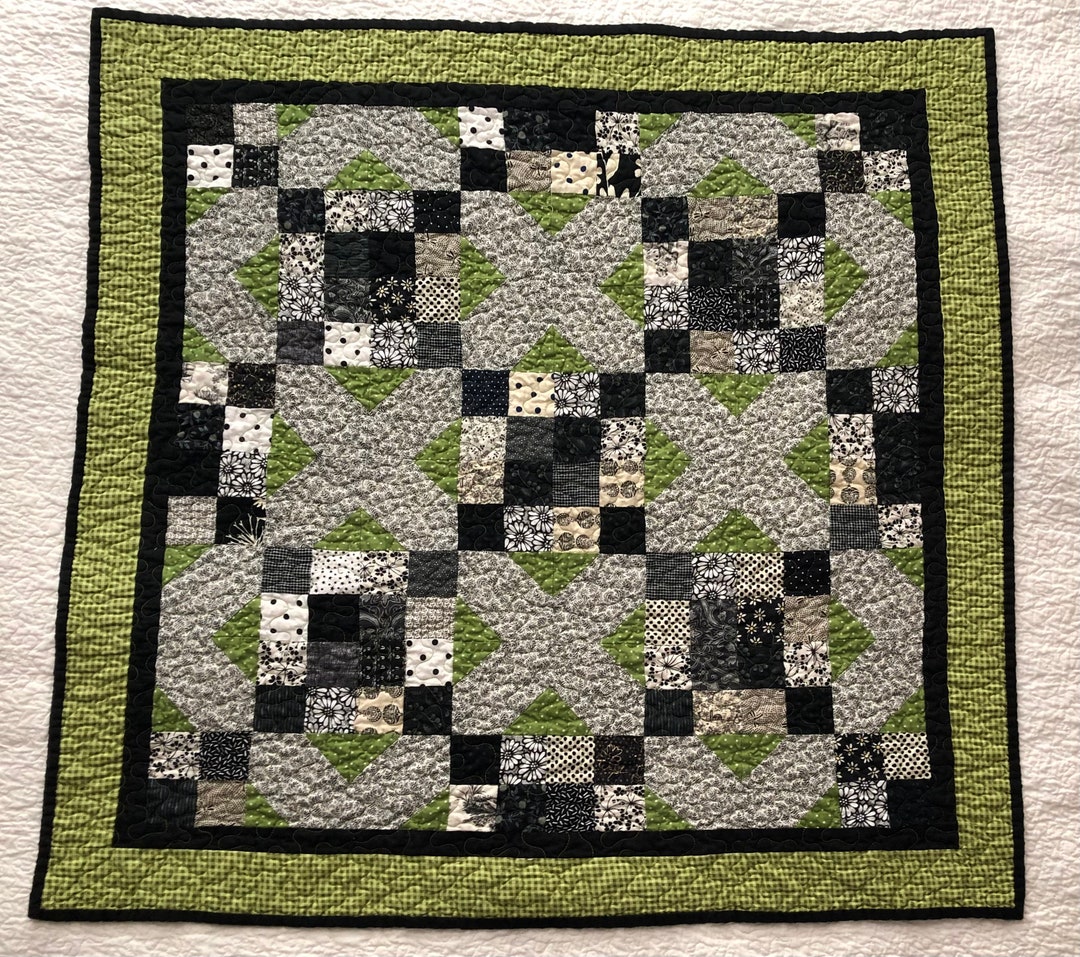 Green and Black Table Topper Quilt Etsy