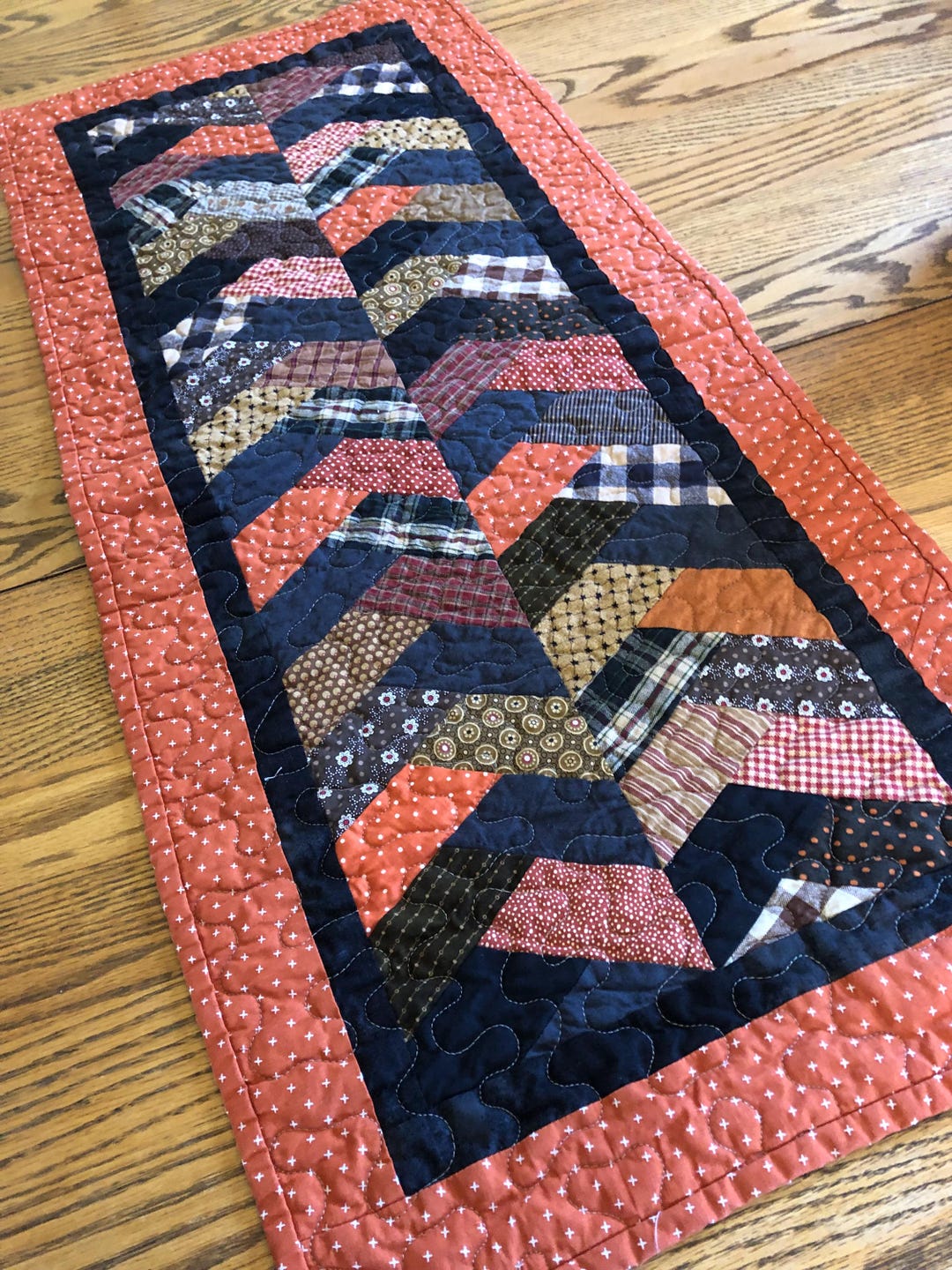 Halloween Table Runner Quilt - Etsy