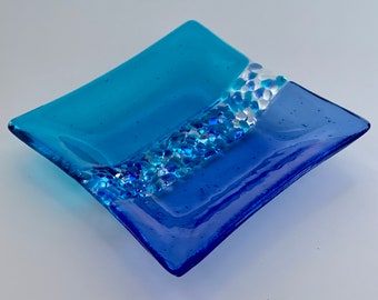 Fused glass dish in blue and turquoise