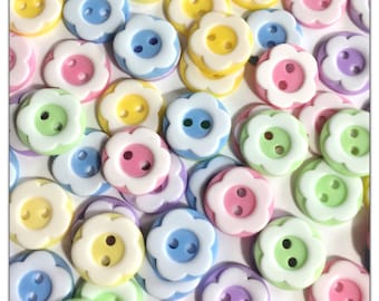 20, 40 or 80 Flower buttons assorted crafts 12mm 1/2" pastel flower blue green yellow purple pink white daisy plastic flowers 2 tone mixed