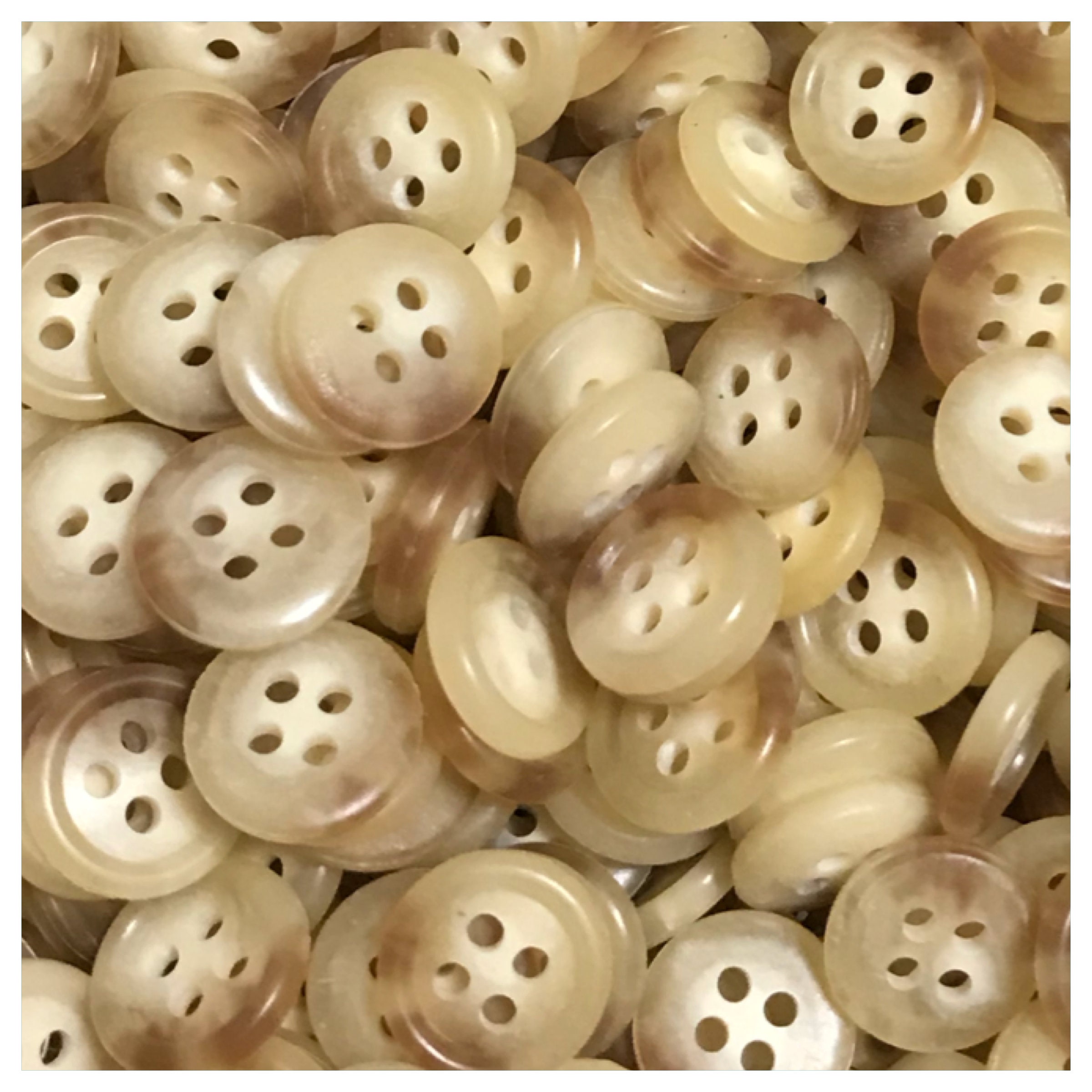 Mother of Pearl Buttons 7/16in 11.5MM 18L 2 Holes (White Qty 20) 