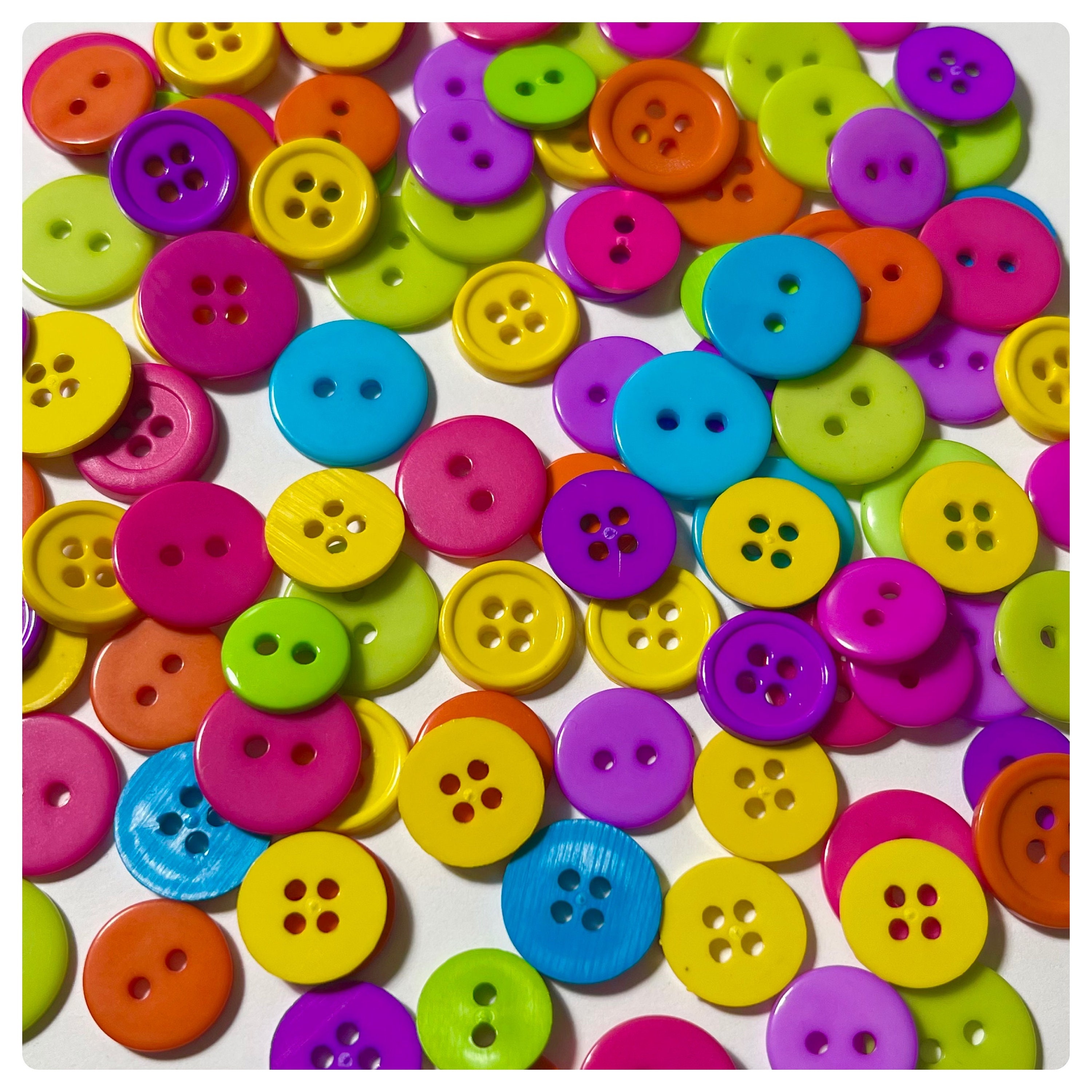DISCONTINUED - 100 or 200 Rainbow round buttons, round assorted mix sewing  crafts plastic assorted buttons standard rainbow mash round mixed