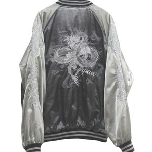 Sukajan jacket Vintage Sukajan Jacket Dragon Traditional Japanese Embroidery Yokosuka Dragon Souvenir Jacket TTS Large (Refer Measurement)