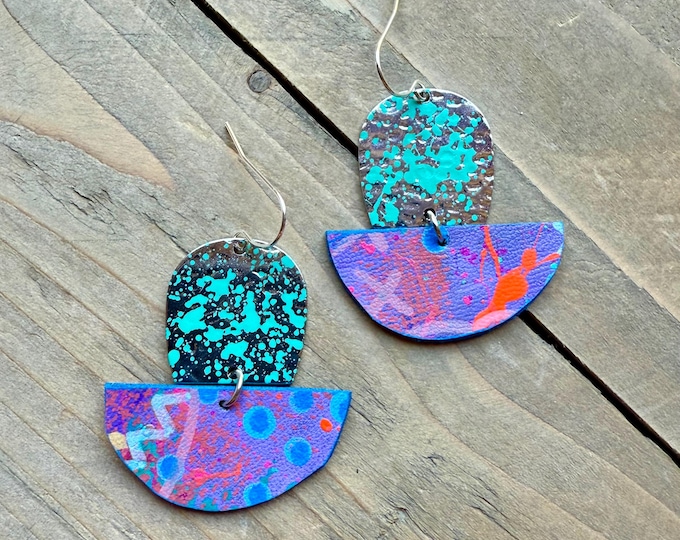 No. 131 | silver tone mixed media hand painted dangle earrings