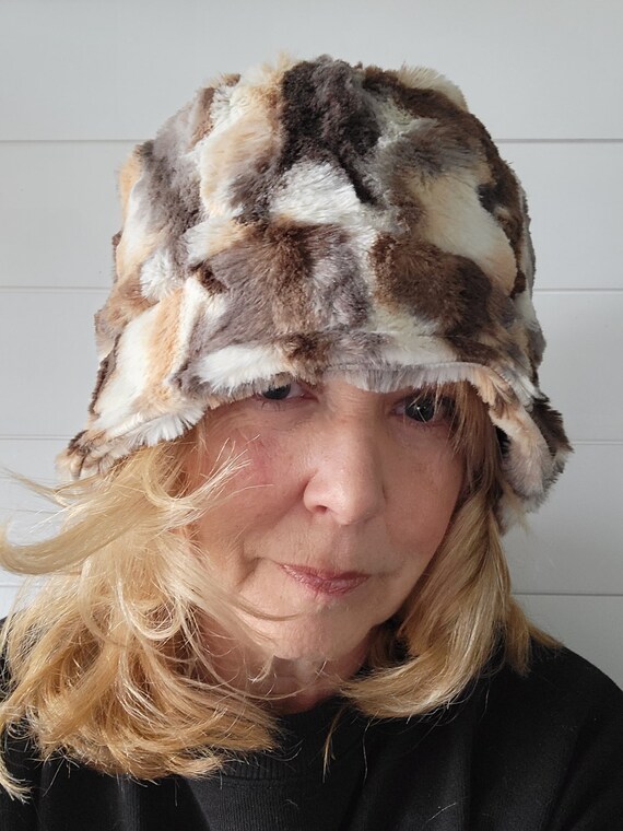 Mixed Faux Rabbit Fur Bucket Hat/ Faux Fur Bucket Hat/ Faux  display picture 2
