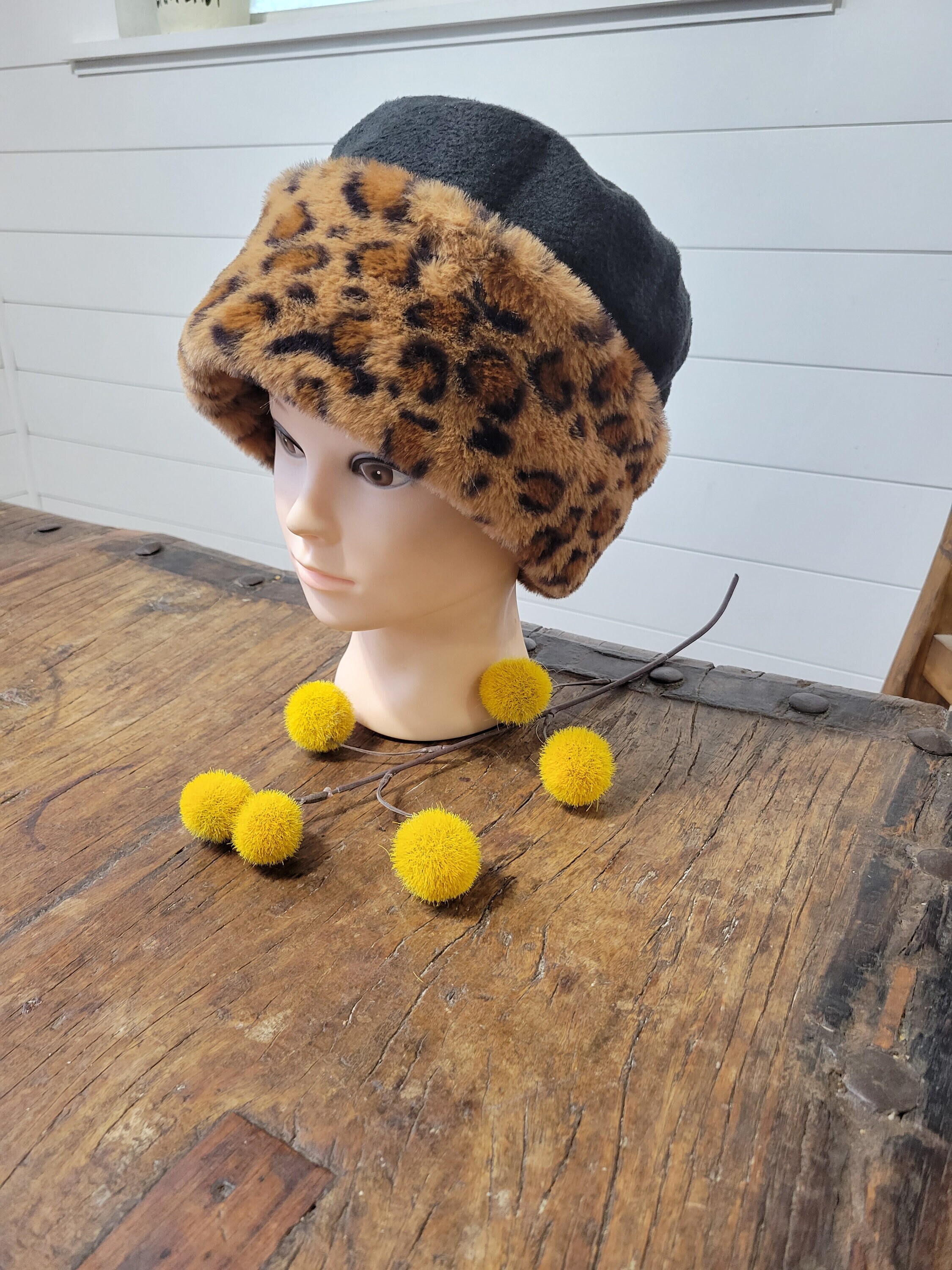 Leopard Print Russian Hat/ Faux Fur Russian Hat/ Russian Hat  display picture 1