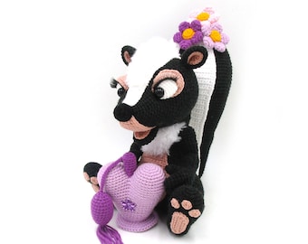 Skunk - amigurumi crochet pattern from Dinegurumi - direct download - PDF in german and english