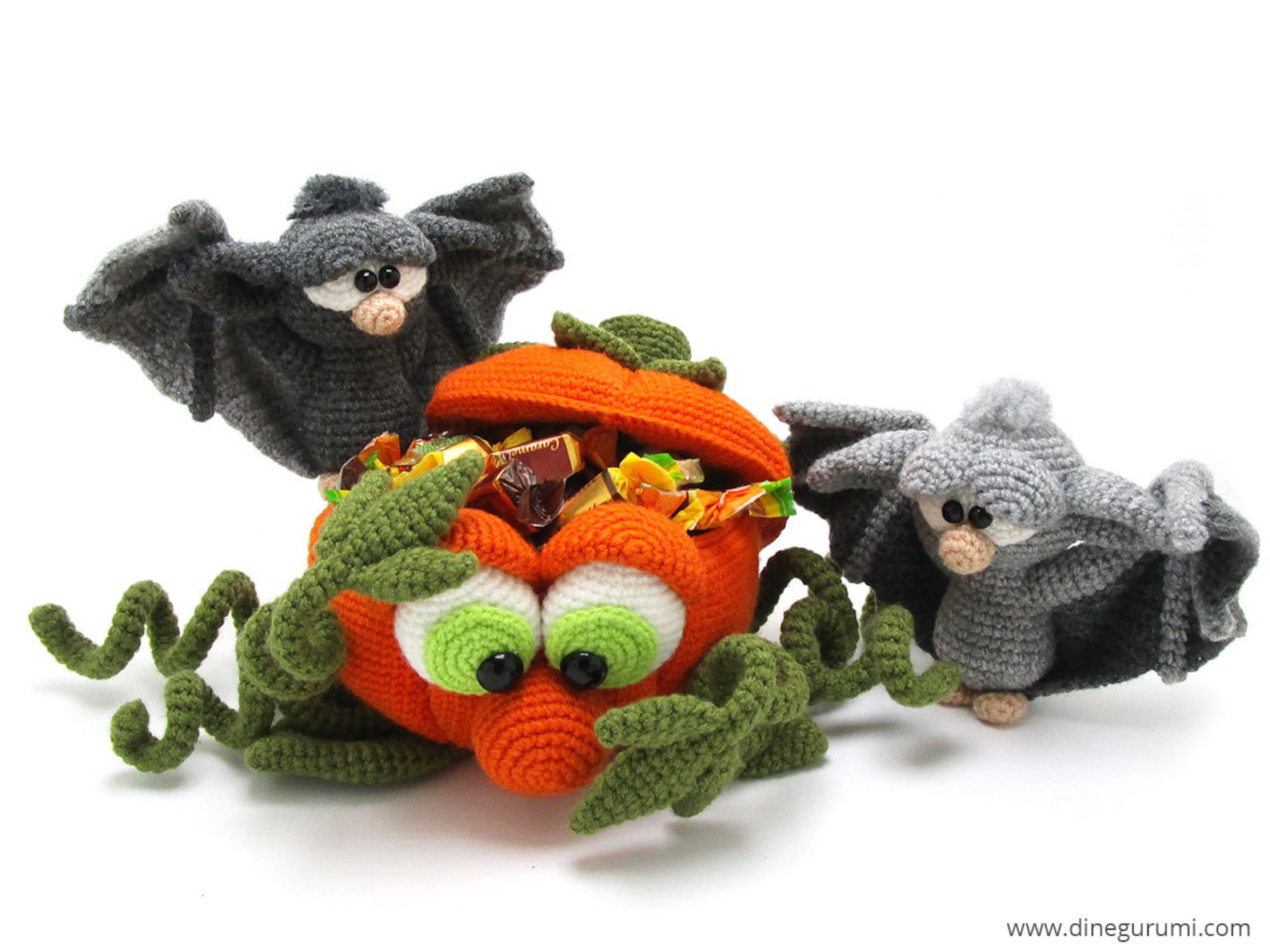 Хэллоуин схемы амигуруми. Динегуруми игрушки. Вязаные игрушки от Dinegurumi. Dinegurumi крючком схема. Вязаная игрушка Dinegurumi. Flora.