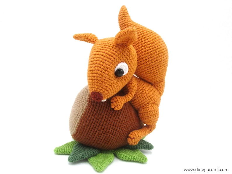 Squirrels amigurumi crochet pattern from Dinegurumi direct download PDF in german and english image 3