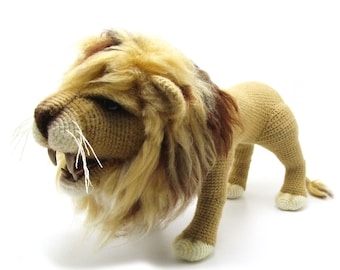 Lion - amigurumi crochet pattern from Dinegurumi, german english