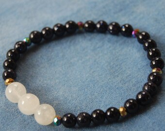 Gemstone Energy Bracelet – Rainbow Moonstone And Blue Goldstone – Gemlore – Gemstone Properties