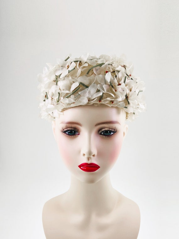 Vintage 50s 60s Floral Hat, 3D Flower Hat, Pillbox