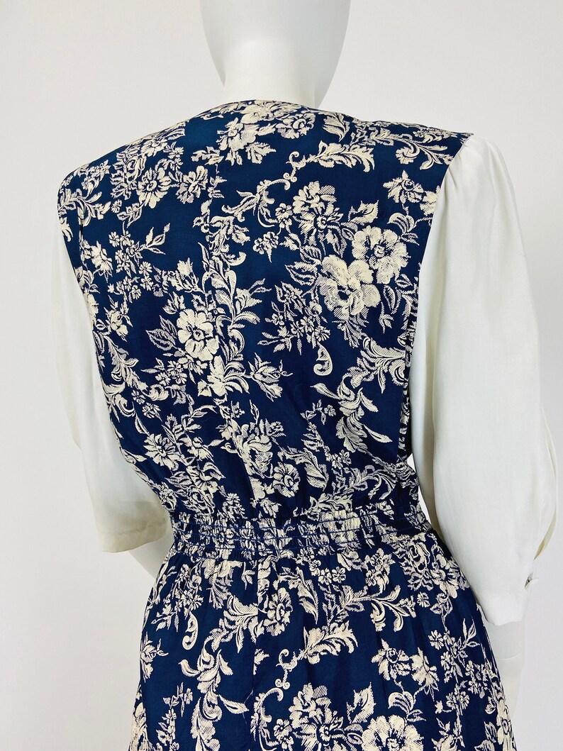 Floral Dress Career Dress Size 6 8 US 10 12 UK B282 Navy Blue Dress Shoulder Pad Dress Small Medium Vintage 80s Secretary Dress