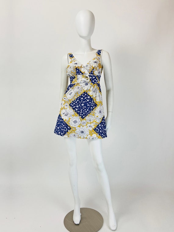Vintage 60s Mod Mini Dress, 60s Sundress. Cotton … - image 2