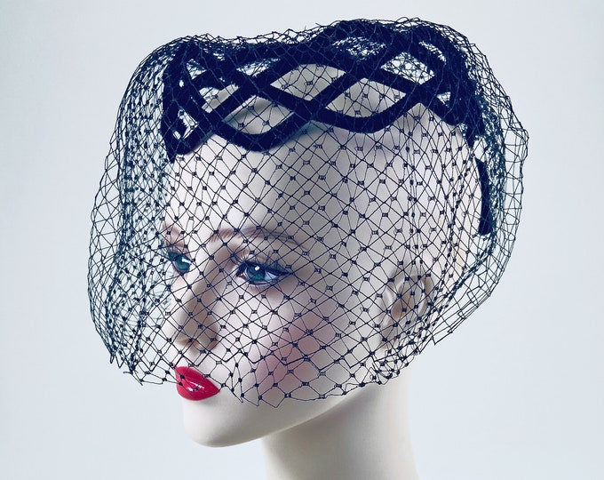 Vintage 40s 50s Veiled Headpiece, Black Velvet Fascinator, Tiara With