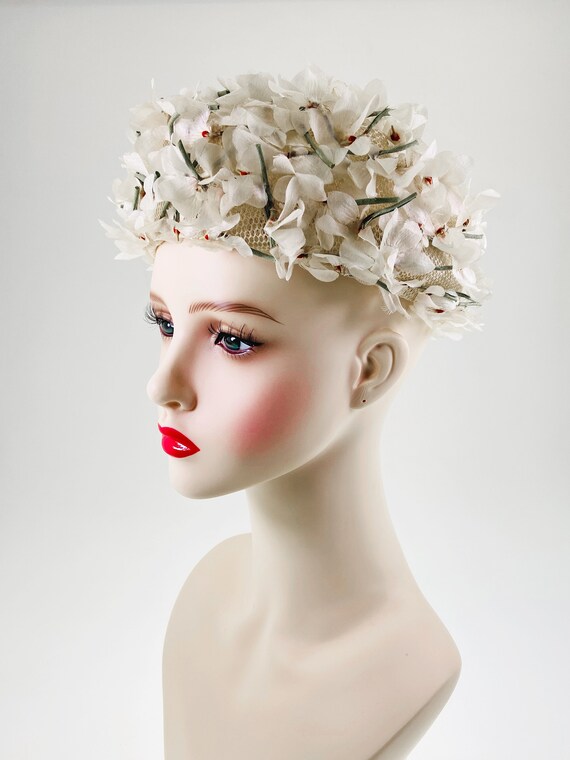 Vintage 50s 60s Floral Hat, 3D Flower Hat, Pillbo… - image 3