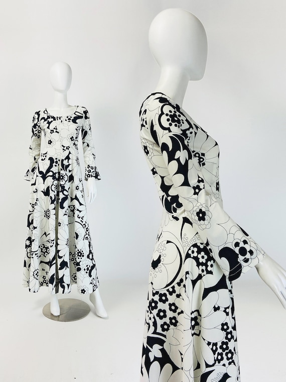 Vintage 60s Mod Jumpsuit, 70s Jumpsuit, Bell Botto