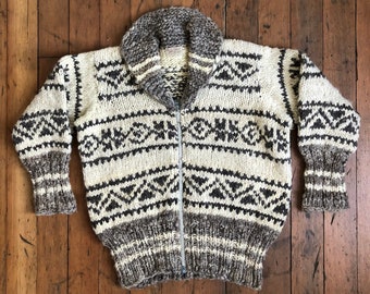 tuak sweater