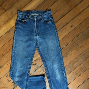 Size 37 Vintage Distressed Levis 501 Plus Size Jeans W37 L32