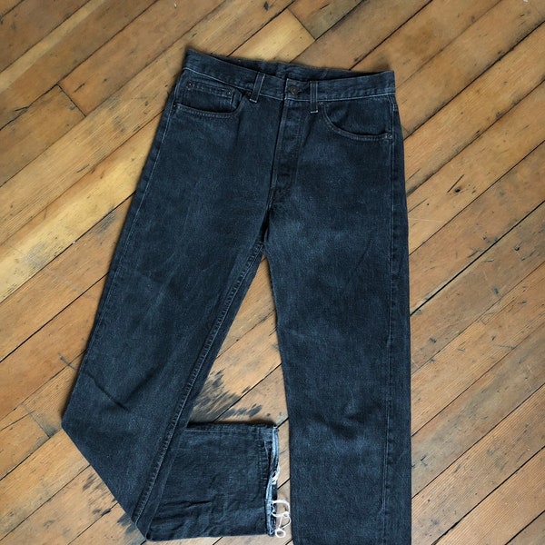 jeans Levis 501s vintage negros W 31 hechos en EE. UU.