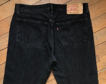 パンツ 90s LEVI'S 501 BLACK DENIM W38 L34 1990s Vintage Levi's 501 Black Denim Jeans W38 L34 - Etsy