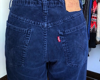 vintage 1990s LEVIS corduroy pants W 33