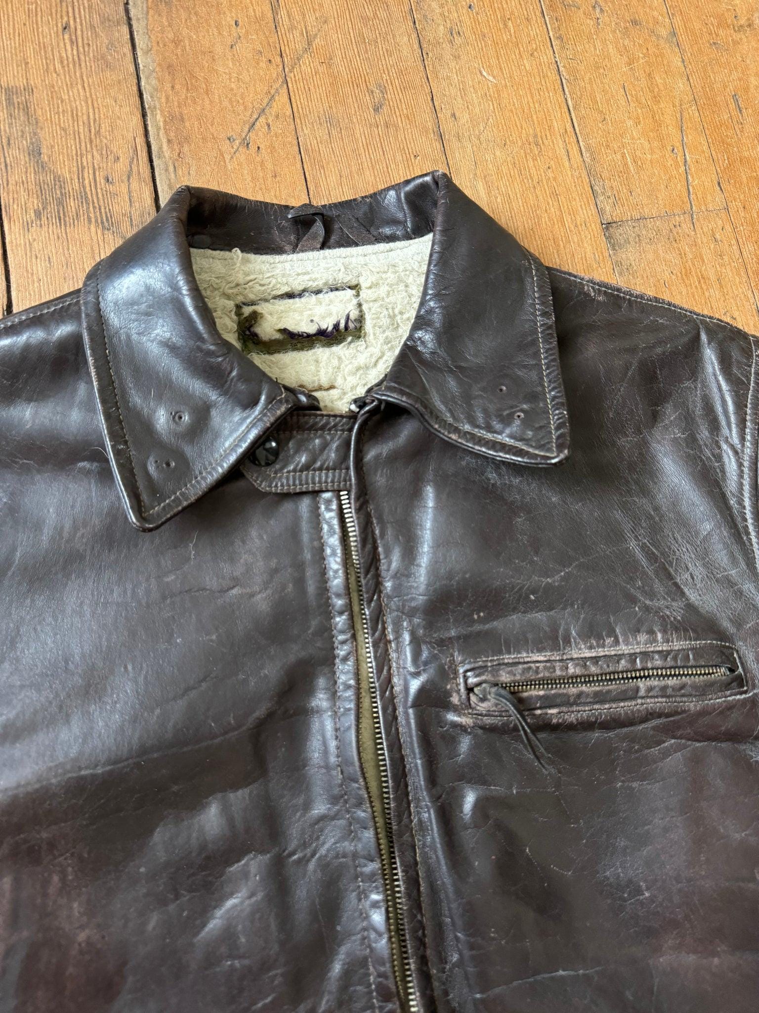 1940s〜1950s レザージャケット Vintage 1940s Leather Jacket With Triumph Patch - Etsy