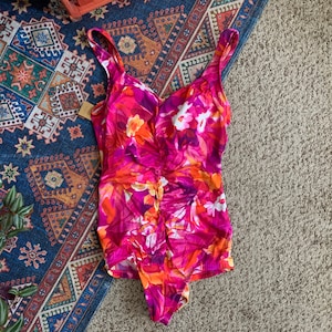 1960s Brushstroke Bombshell Swimsuit - medium
