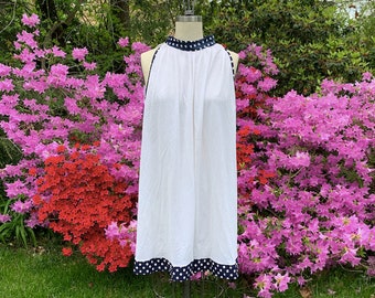 VTG Polka Dot Babydoll . Mistee .- volup / xl