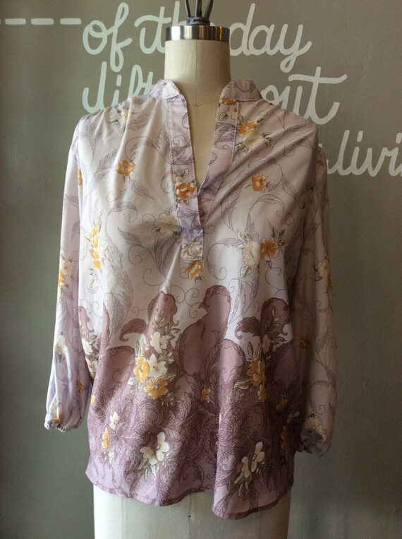 1960s Lilac Woodstock Blouse . Rhoda Lee .  - med… - image 4