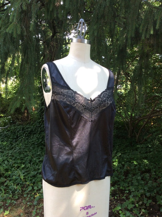 1960’s Dramatic Camisole . Esteem . - large / volu