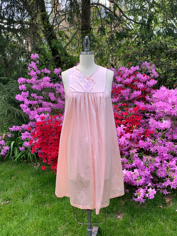 1960s Sweet Pink Peignoir . Vanity Fair . - petit