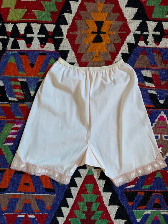 1950s Antique Pillowtab Tap Shorts . Greenco Maid… - image 6