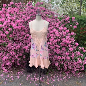Victoria&#39;s Secret Vintage Gold Label Romantic Floral Chiffon Babydoll . . - medium