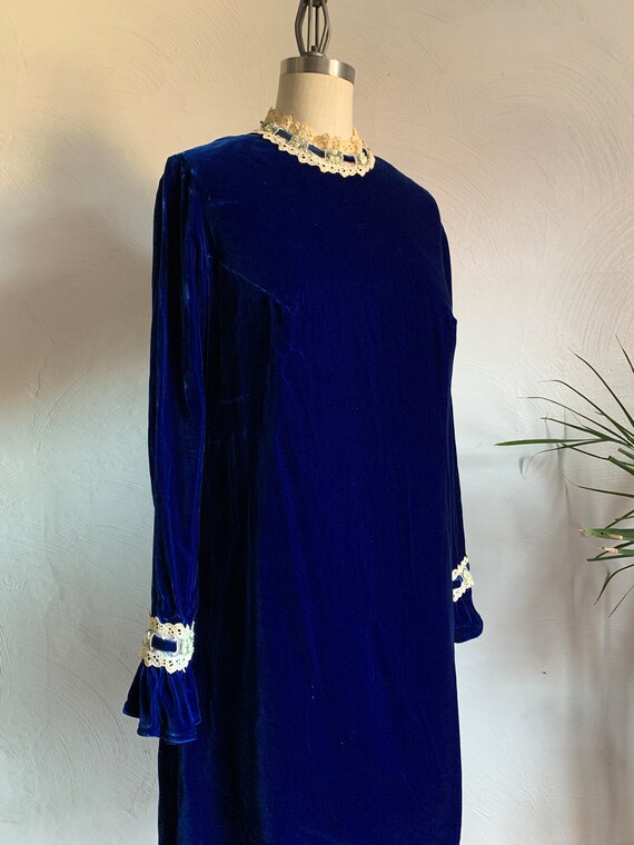 1940s 1950s Blue Velvet Babydoll Dress . small Gem