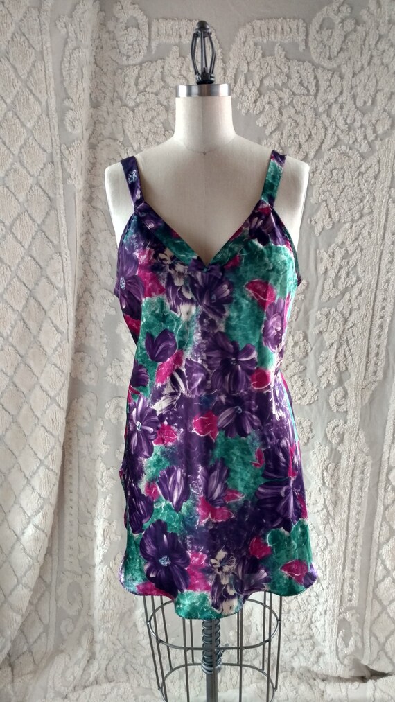 1980’s Dreamy Boudoir Set . California Dynasty .-