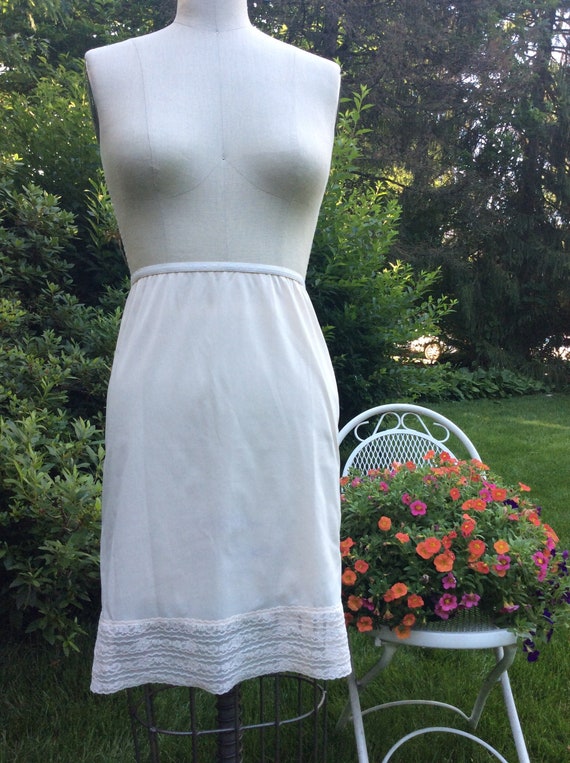 1950s Champagne Lace Slip . Greenco .- small