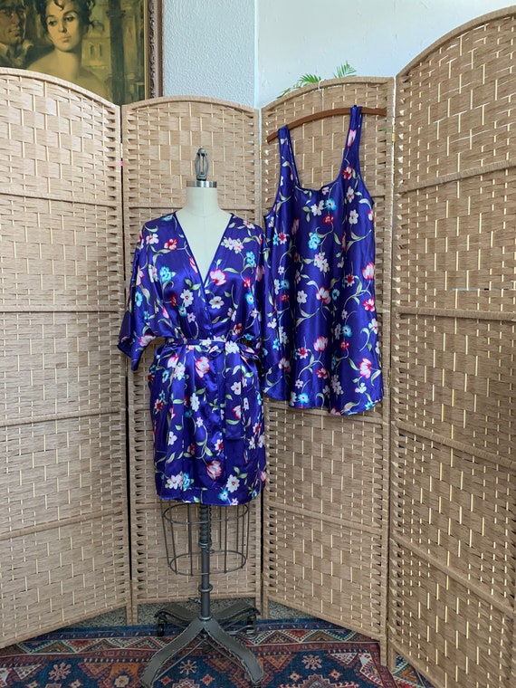 1980’s Floral Robe Chemise Pyjama Set . Vassarette